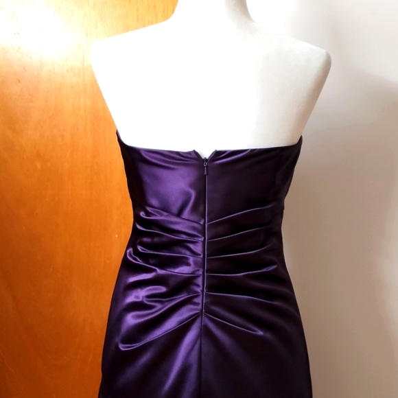 Bridesmaid Prom Strapless Purple Gown Wedding Prom - Picture 6 of 8